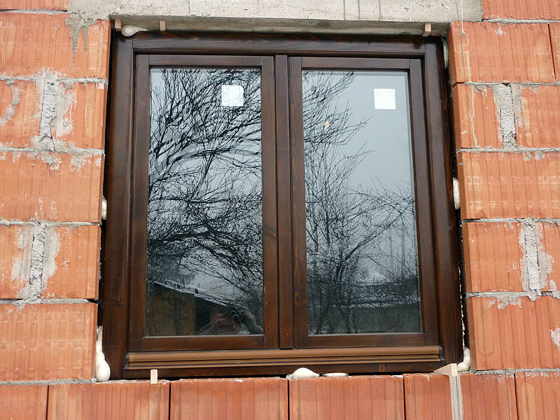 ferestre din lemn cu geam termopan